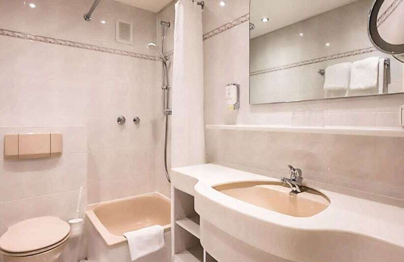 Standard-huone, Plaza Inn Rieker Stuttgart Hauptbahnhof