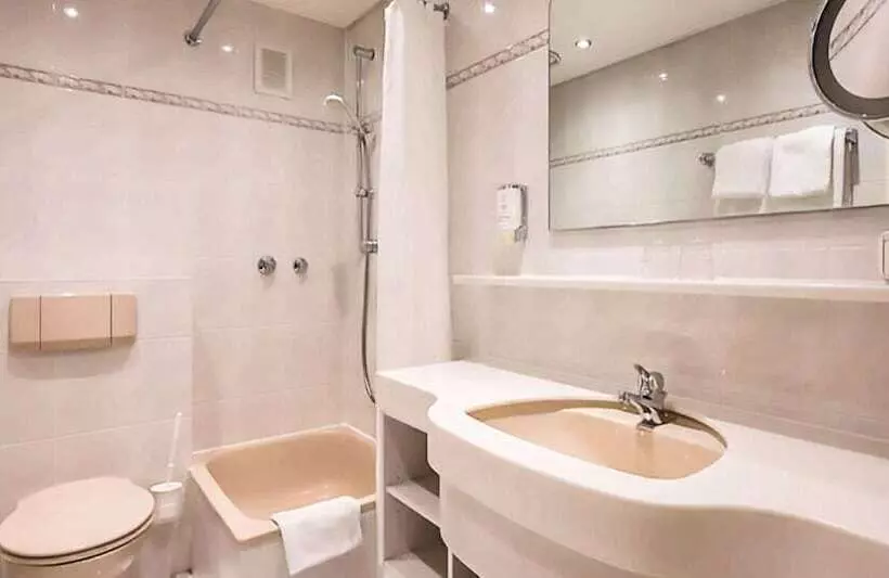 スタンダードルーム, Plaza Inn Rieker Stuttgart Hauptbahnhof