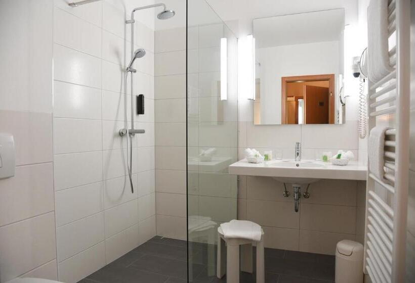 家庭间, Parkhotel Bad Homburg