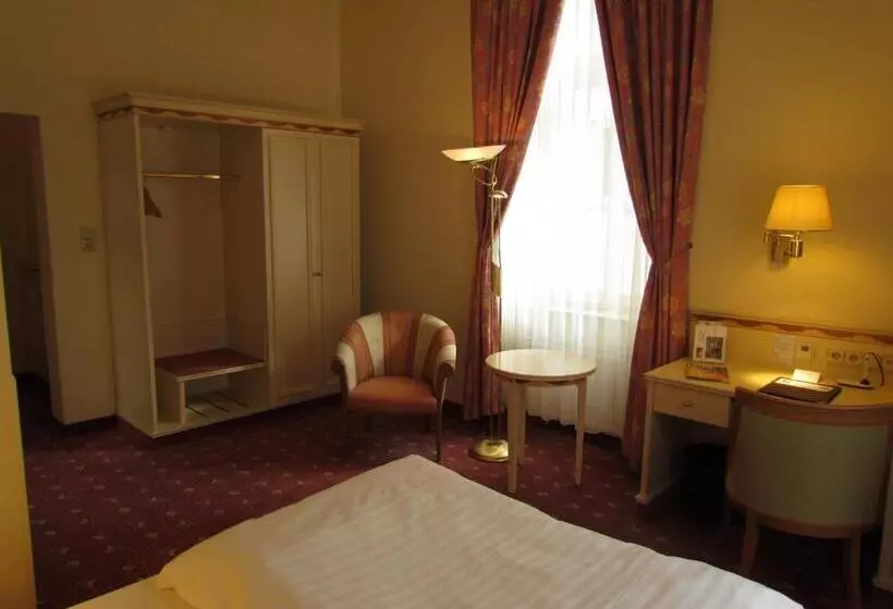 اتاق استاندارد, Parkhotel Bad Homburg