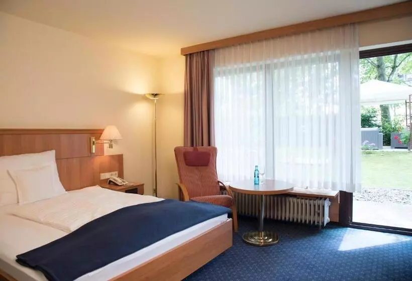 اتاق استاندارد, Parkhotel Bad Homburg