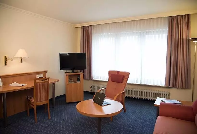 اتاق خانوادگی, Parkhotel Bad Homburg
