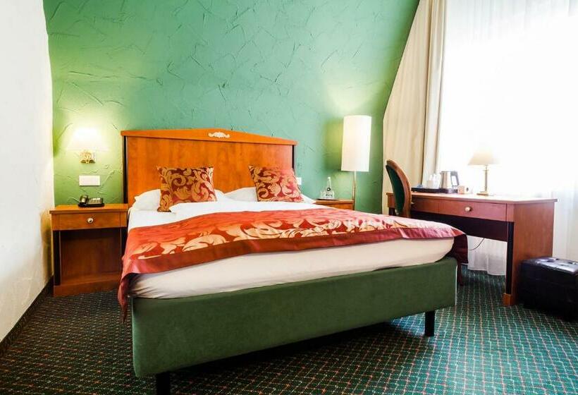 Номер бизнес-класса, Parkhotel Krone
