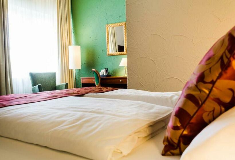 غرفة برستيج, Parkhotel Krone