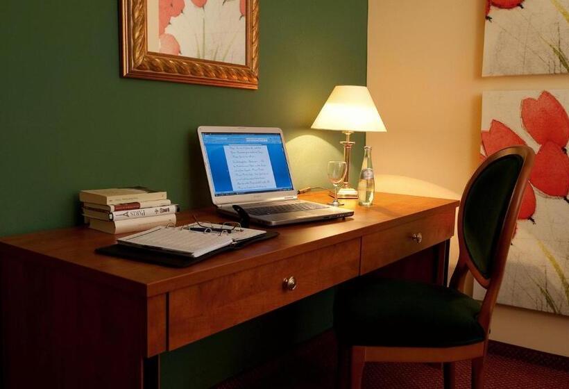 غرفة برستيج, Parkhotel Krone