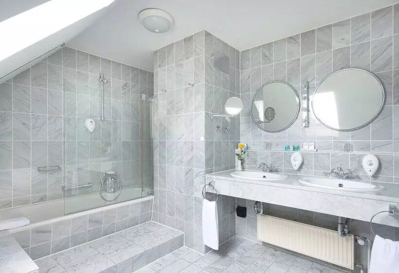 اتاق لوکس, Relexa Waldhotel Schatten Stuttgart