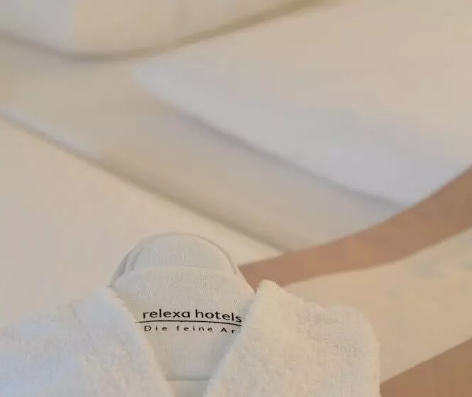 سوییت جونیور, Relexa Waldhotel Schatten Stuttgart