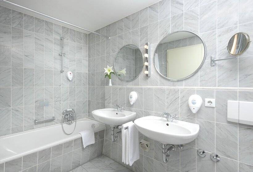 Номер Deluxe Одноместный, Relexa Waldhotel Schatten Stuttgart