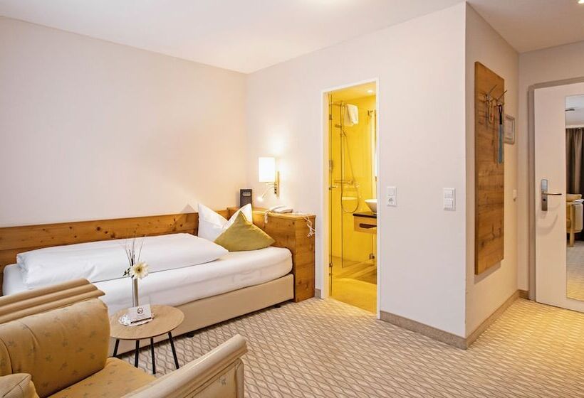 اتاق استاندارد یک نفره, Restaurant Waldsägmühle