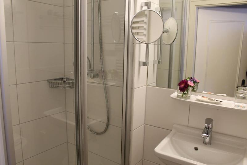 スタンダードルーム, Stadt Gut Hotel Gasthof Goldener Adler