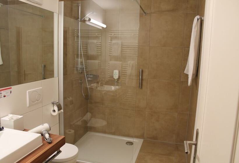 コンフォートルーム, Stadt Gut Hotel Gasthof Goldener Adler