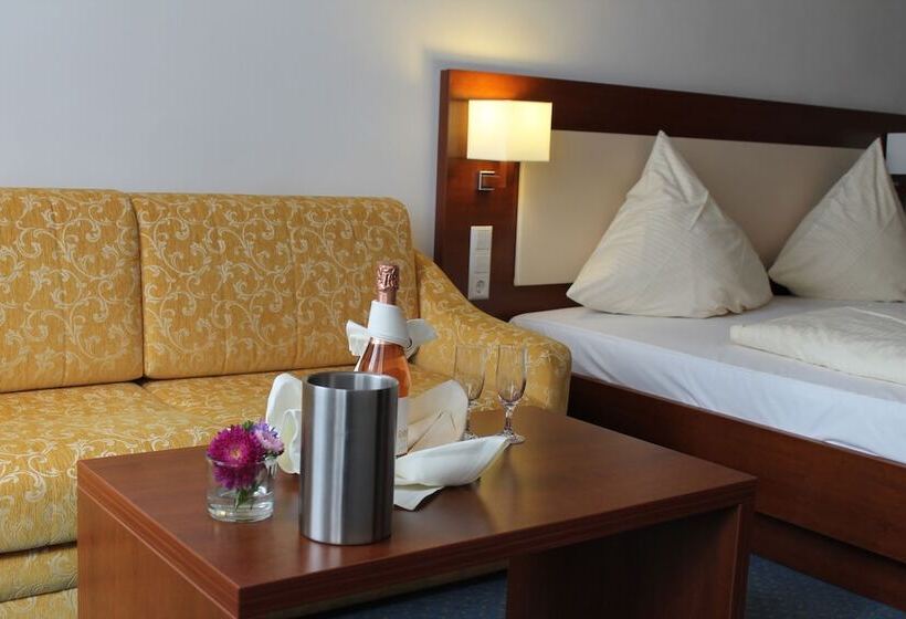 スーペリアの４人部屋, Stadt Gut Hotel Gasthof Goldener Adler