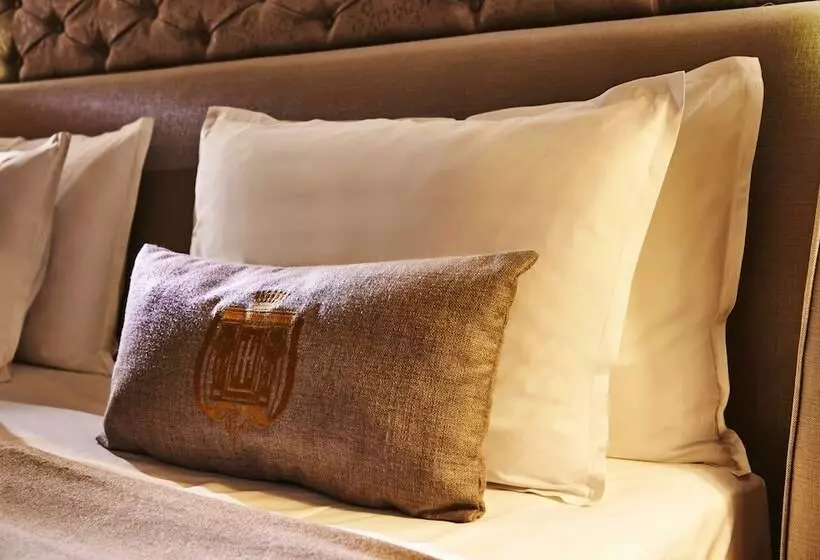 Deluxe Zimmer, Steigenberger Icon Frankfurter Hof