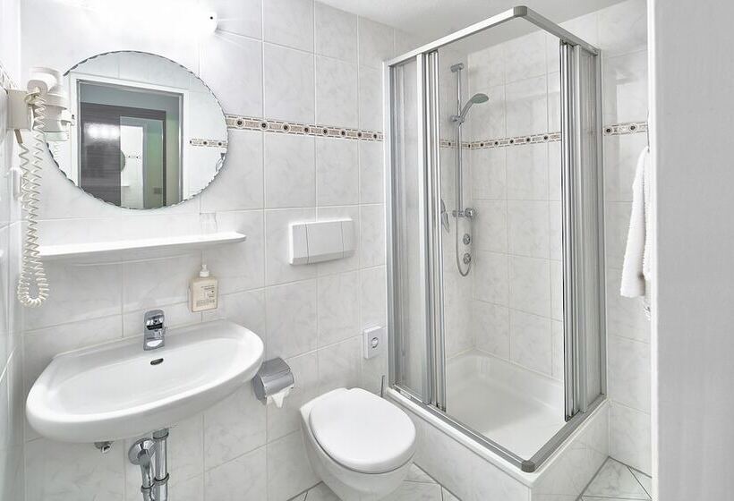 غرفة كومفورت فردية, Alfa City Centre