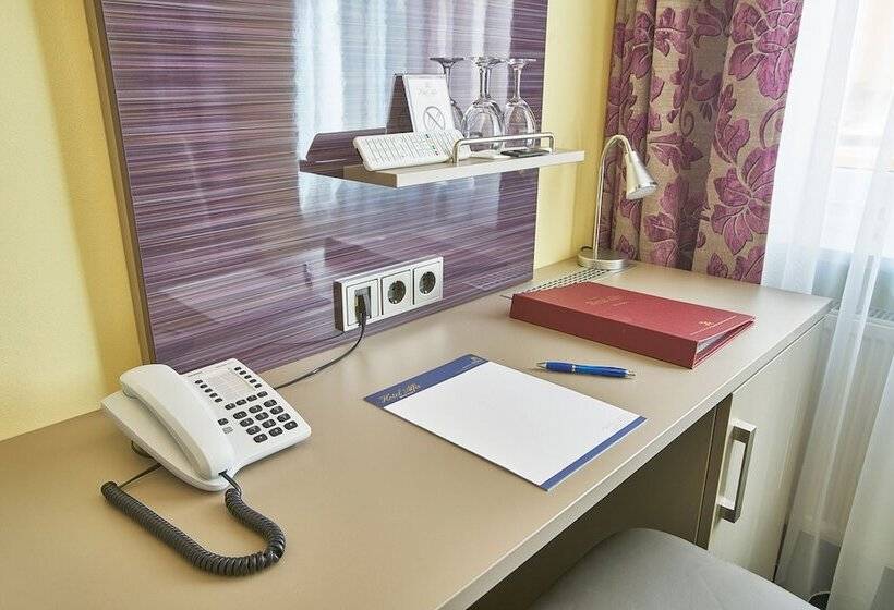 غرفة كومفورت فردية, Alfa City Centre