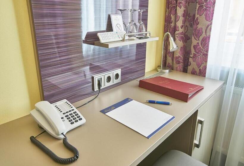 غرفة كومفورت فردية, Alfa City Centre