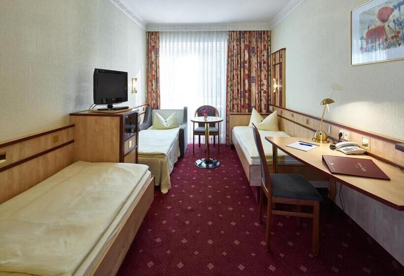 غرفة كومفورت ثلاثية, Alfa City Centre