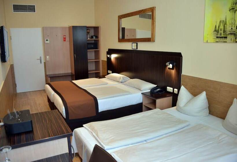 اتاق استاندارد چهار تخته, Arthotel Munich