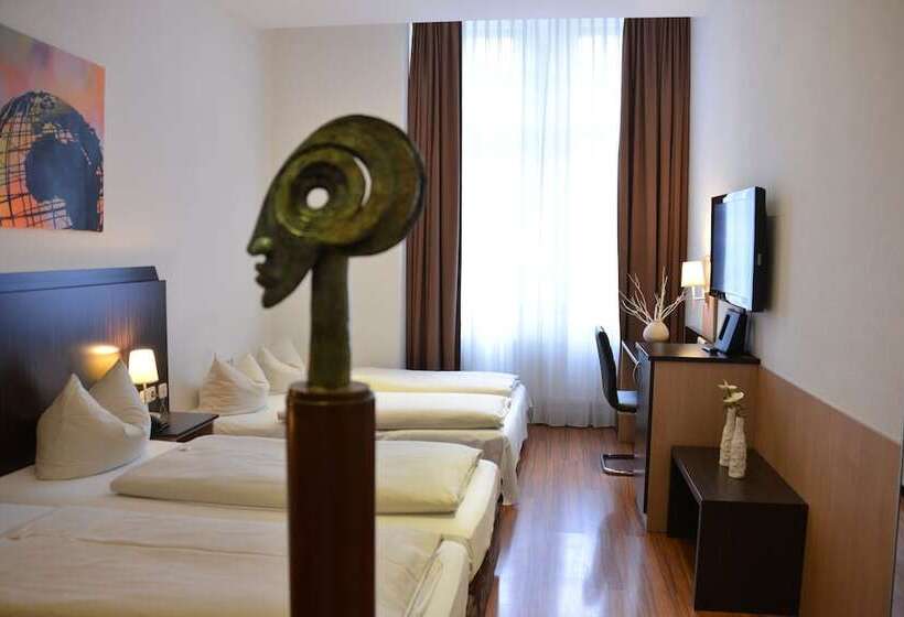اتاق استاندارد چهار تخته, Arthotel Munich