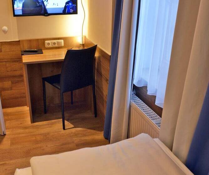 اتاق استاندارد یک نفره, Arthotel Munich