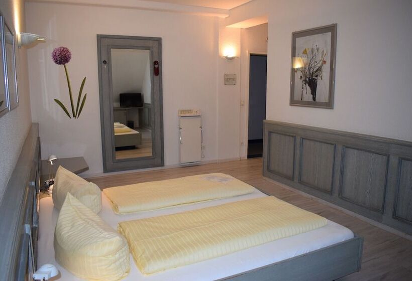 חדר סטנדרט, Avenue