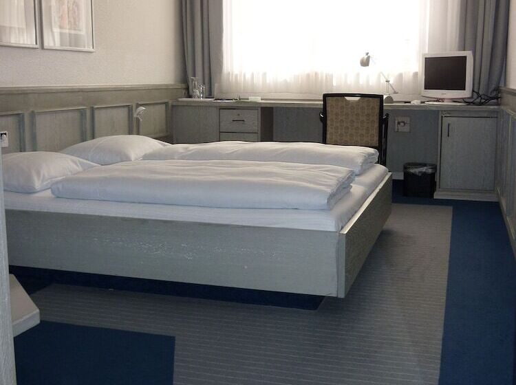 חדר אקונומי, Avenue