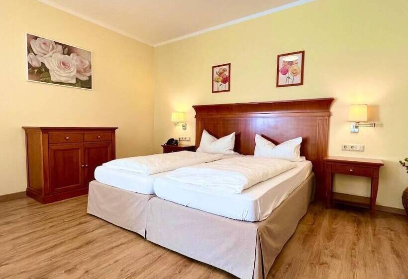 스탠다드 스튜디오, Barenstuberl