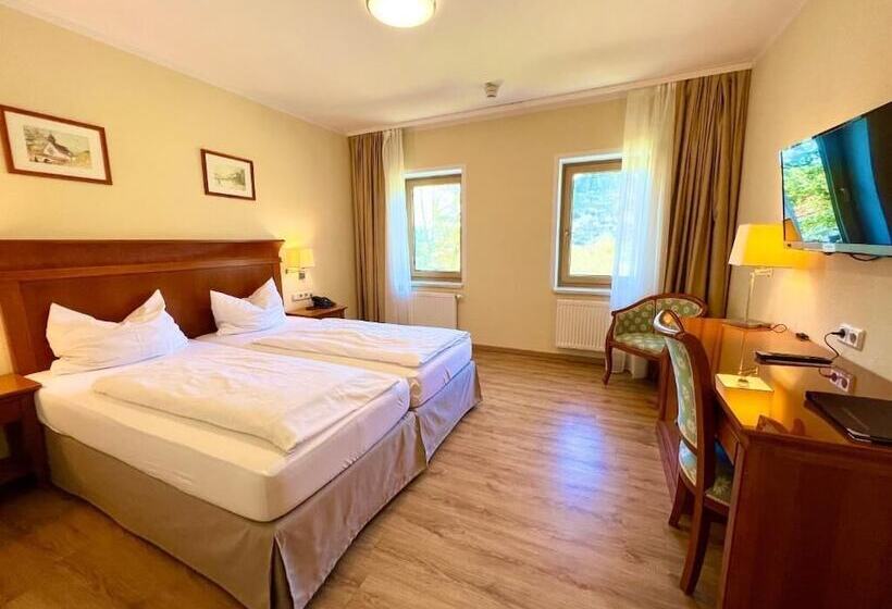 패밀리 스위트, Barenstuberl