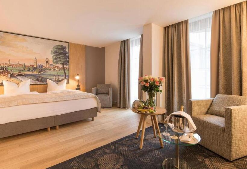 جناح, Bayerischer Hof