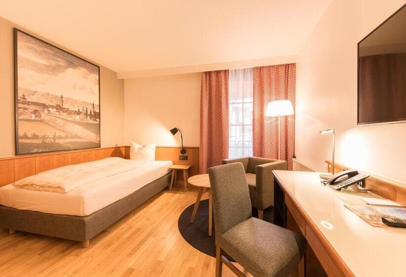 غرفة كلاسيكية فردية, Bayerischer Hof