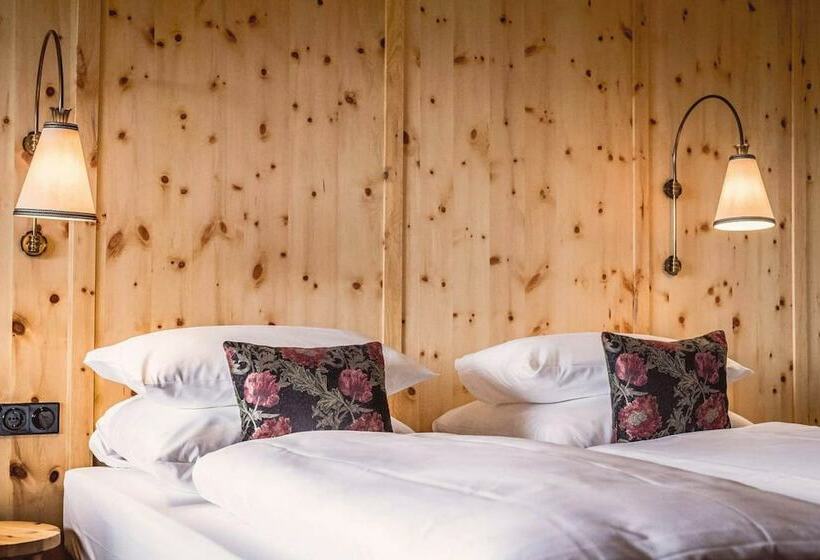 标准间, Bussi Baby