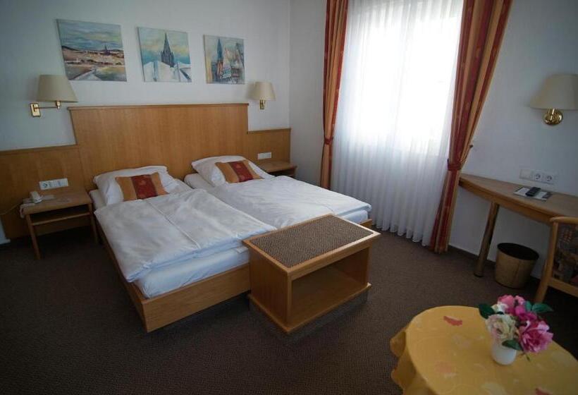 标准间, Garni Lehrertal