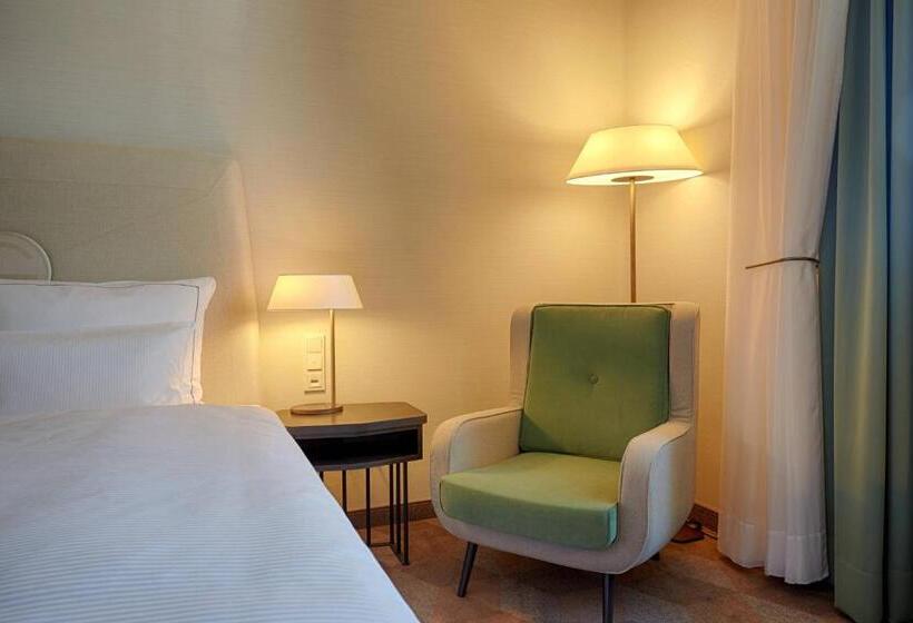 스탠다드 룸 킹사이즈 침대, Gewandhaus Dresden, Autograph Collection