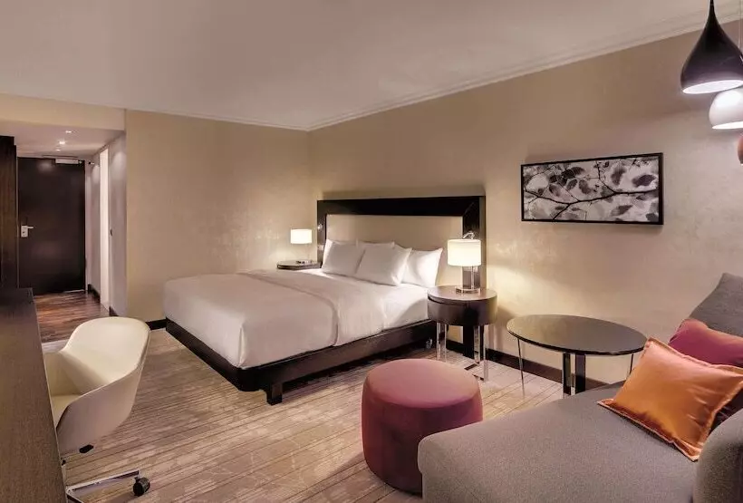 Camera Executive, Hilton Munich Park