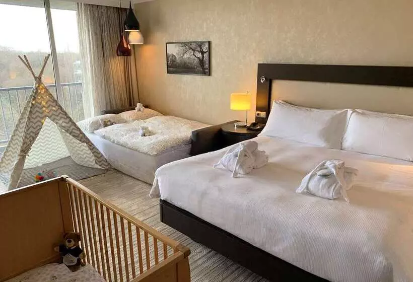 Camera Familiare, Hilton Munich Park