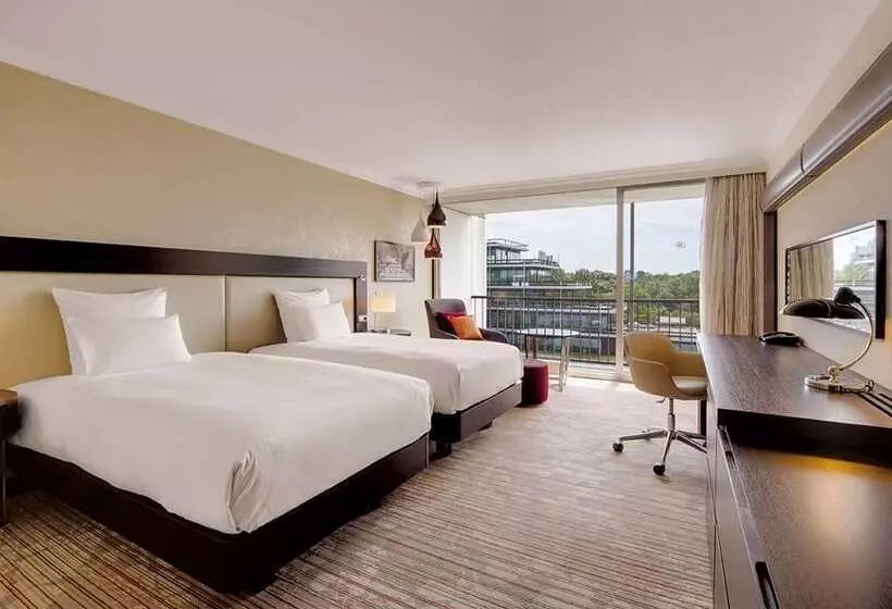 Camera Familiare, Hilton Munich Park