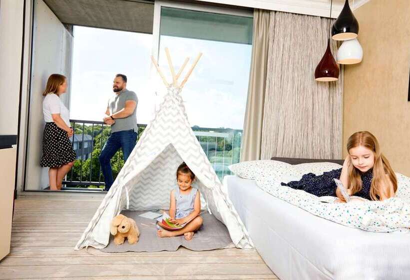 家庭间, Hilton Munich Park