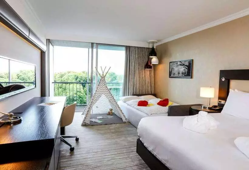 Camera Familiare, Hilton Munich Park