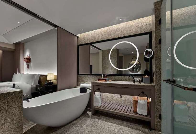 带大床的行政房间, Hilton Munich Park