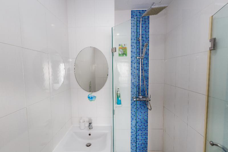 اتاق استاندارد سه نفره, Hirsch