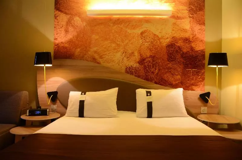 Quarto Estandar, Hirsch