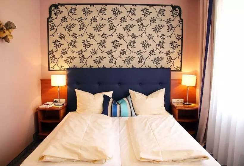 コンフォートルーム, Historik Hotel Goldener Hirsch Rothenburg