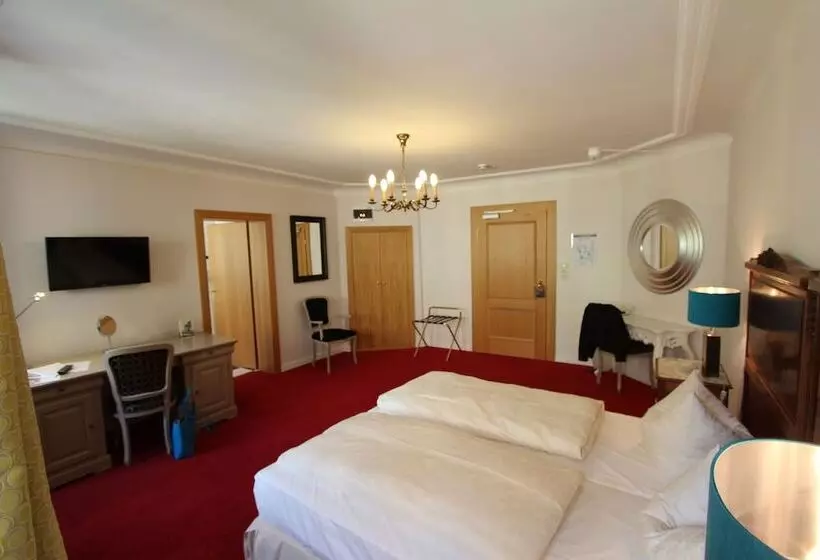 コンフォートルーム, Historik Hotel Goldener Hirsch Rothenburg