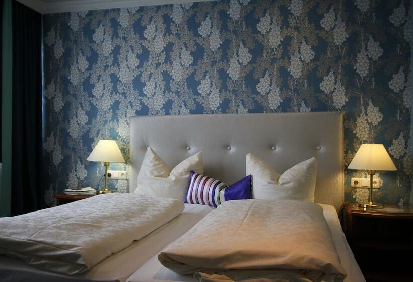 Номер Комфорт, Historik Hotel Goldener Hirsch Rothenburg