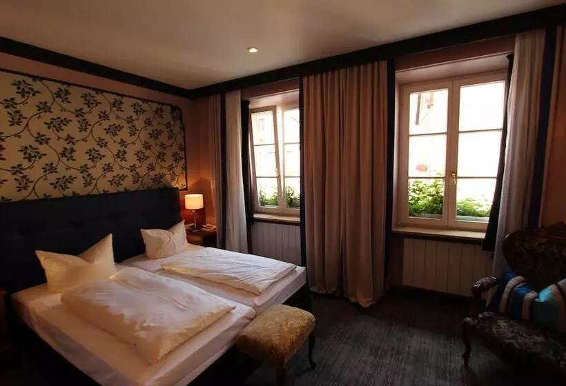 コンフォートルーム, Historik Hotel Goldener Hirsch Rothenburg