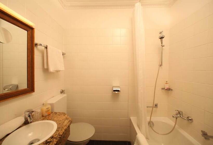 Трежместный Номер Economy, Historik Hotel Goldener Hirsch Rothenburg