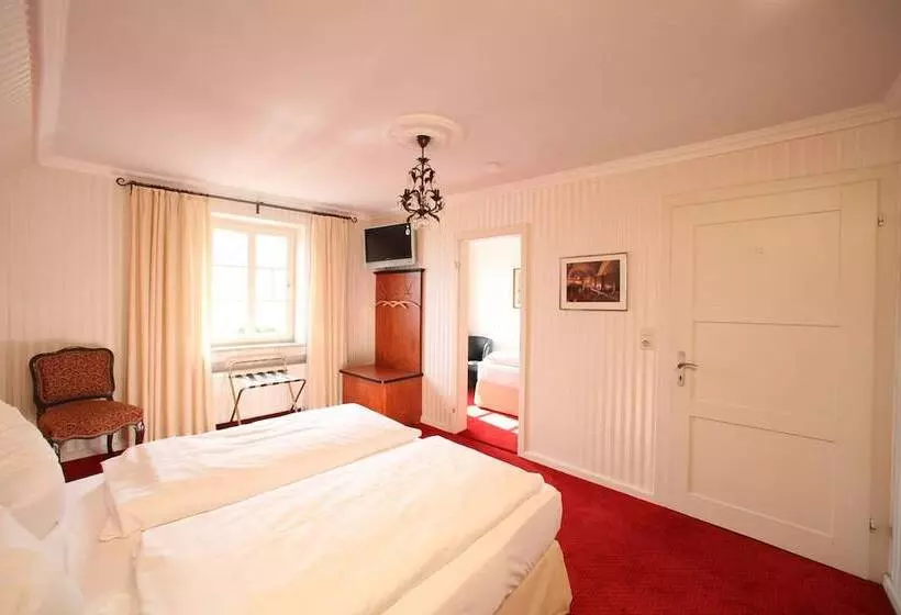 エコノミートリプルルーム, Historik Hotel Goldener Hirsch Rothenburg