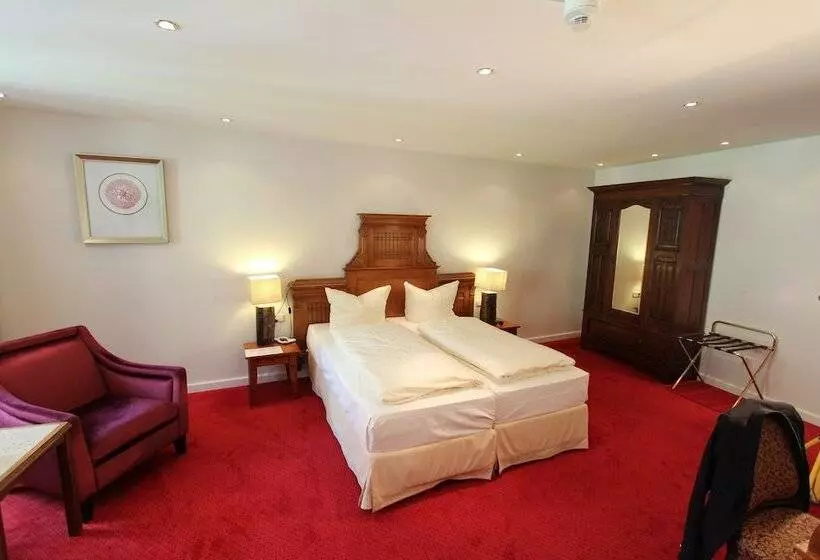 コンフォートトリプルルーム, Historik Hotel Goldener Hirsch Rothenburg