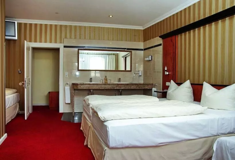 エコノミー４人部屋, Historik Hotel Goldener Hirsch Rothenburg