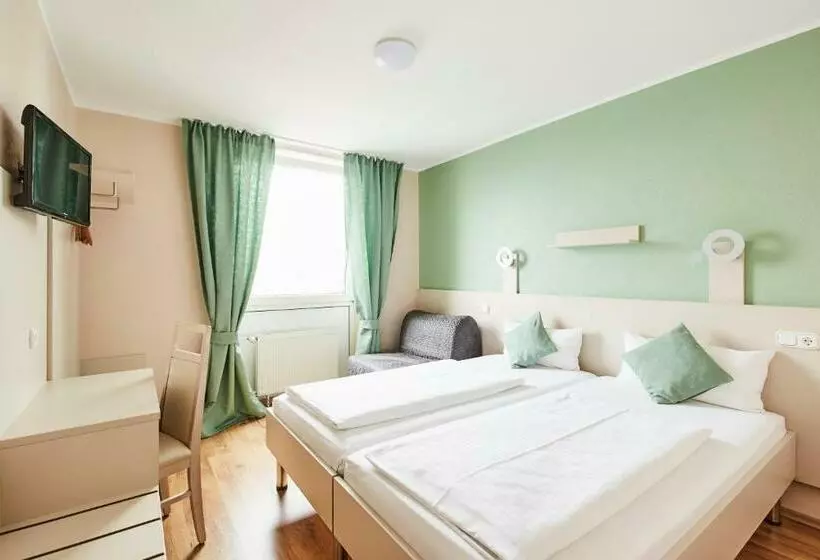 Comfort Room, Imperial